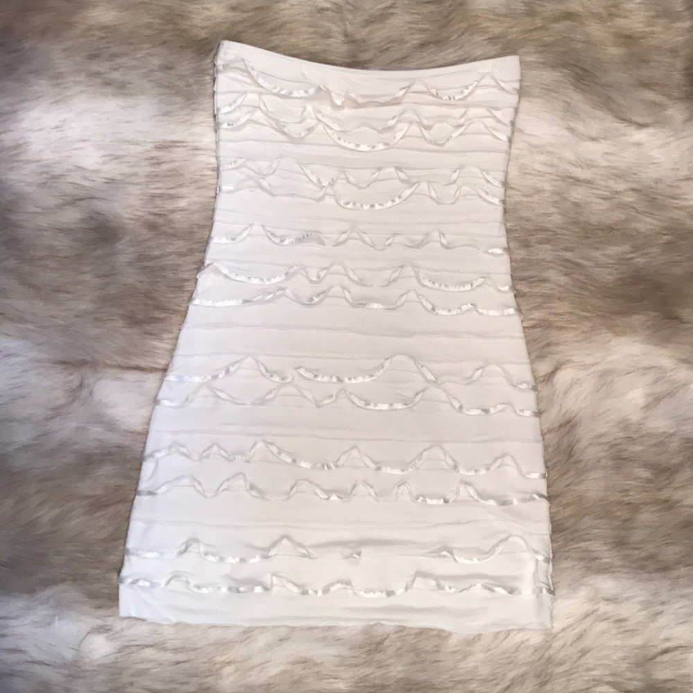 Express Strapless Ruffle Dress, Small - Picture 7 of 8